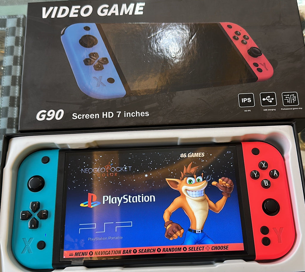 G90 video game console (8 inches)